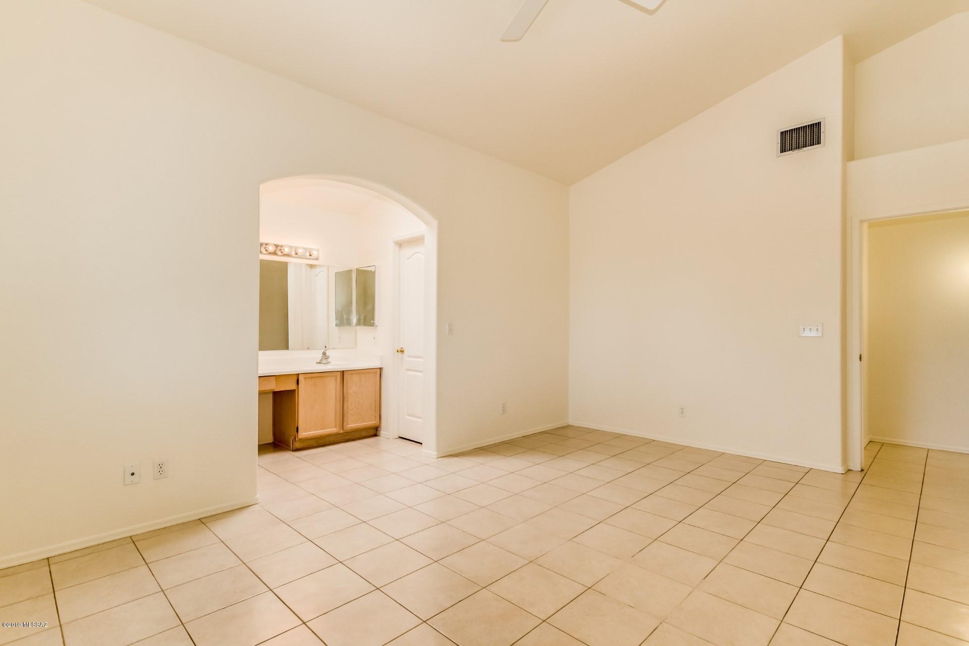 4319 West Bunk House Road Tucson, AZ 85741 - Photo 18 of 37 Gallery Image 18