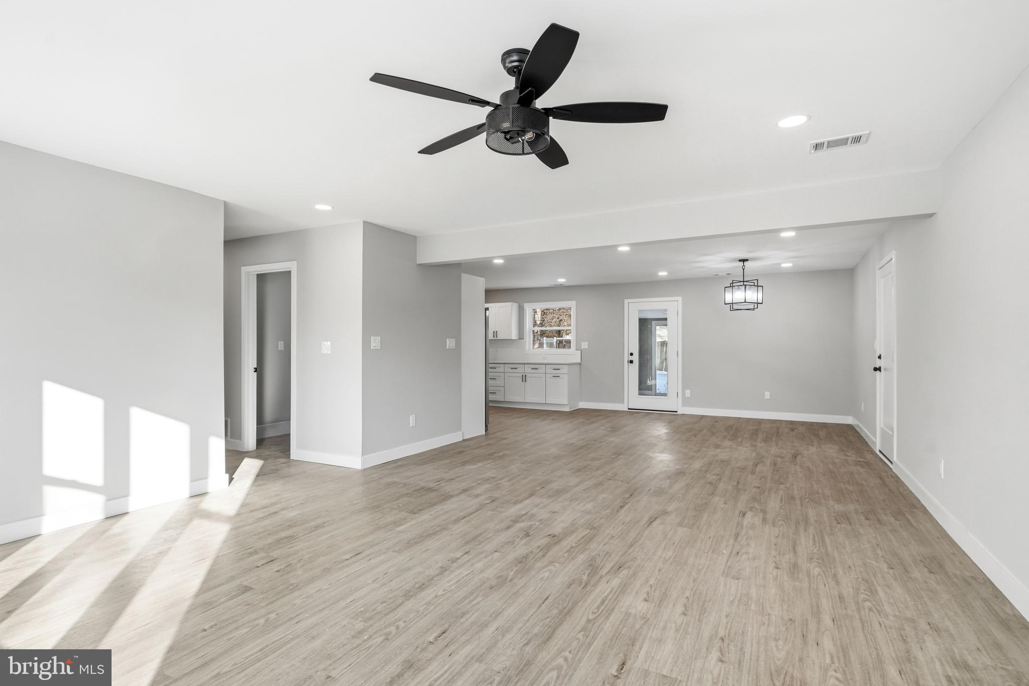 8 Greenbrook Drive Marlton, NJ 08053 - Photo 6 of 33