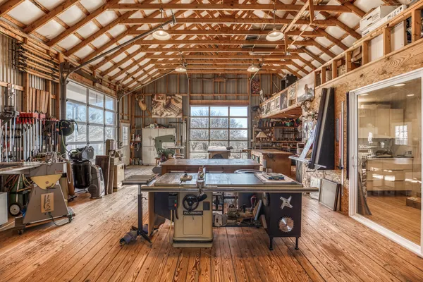 $3,499,999 | 2969 County Road 422, Talpa, TX 76882