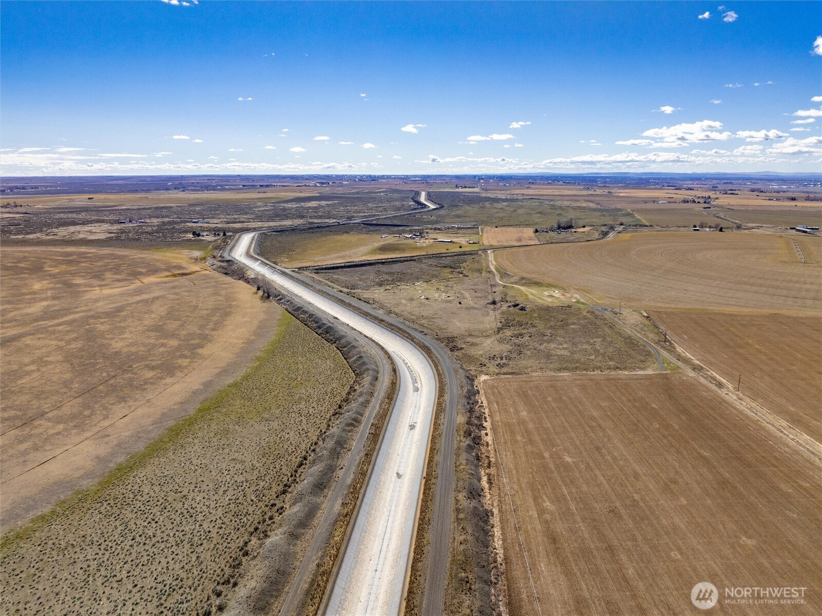 12202 12 Road Northeast Moses Lake, WA 98837 - Photo 7 of 12