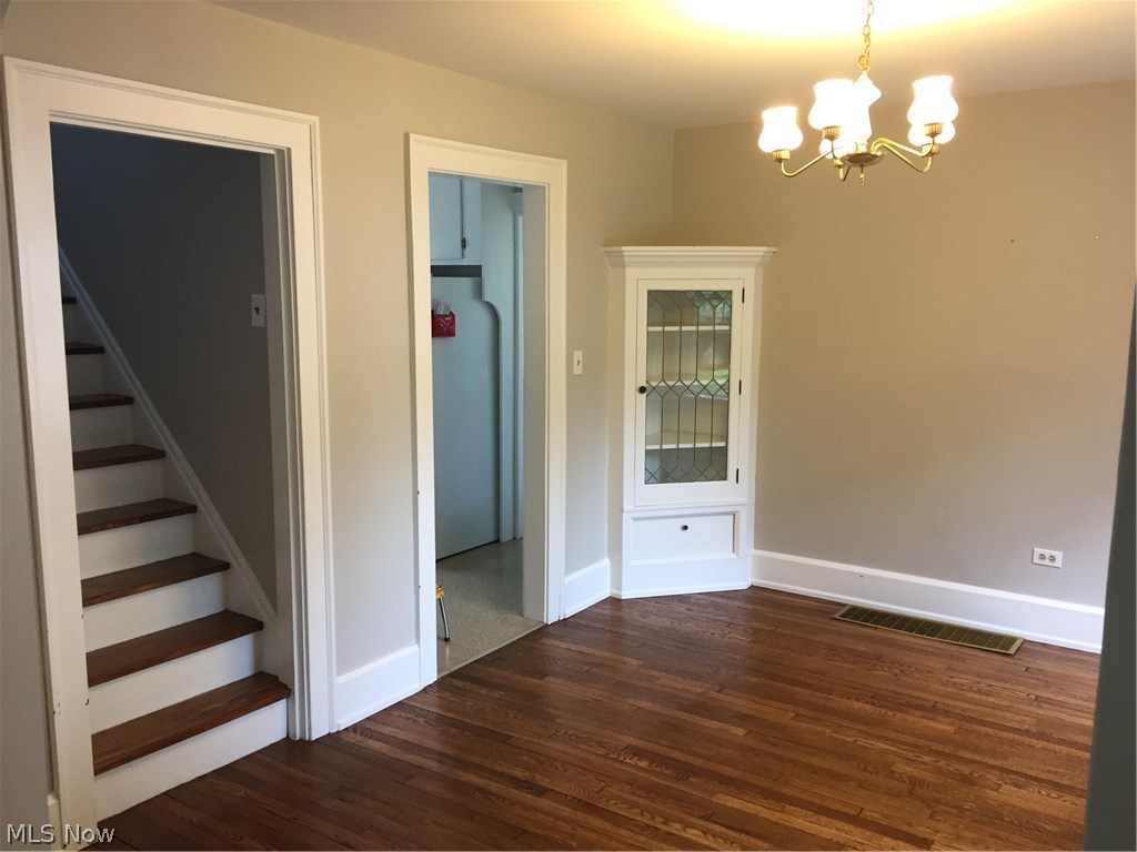 1623 Edgefield Road Lyndhurst, OH 44124 - Photo 17 of 34