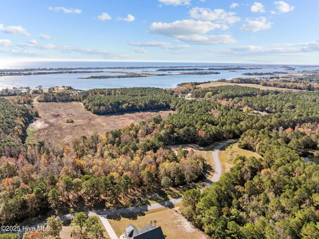 $95,000 | 138 Royal Palms Way, Holly Ridge, NC 28445