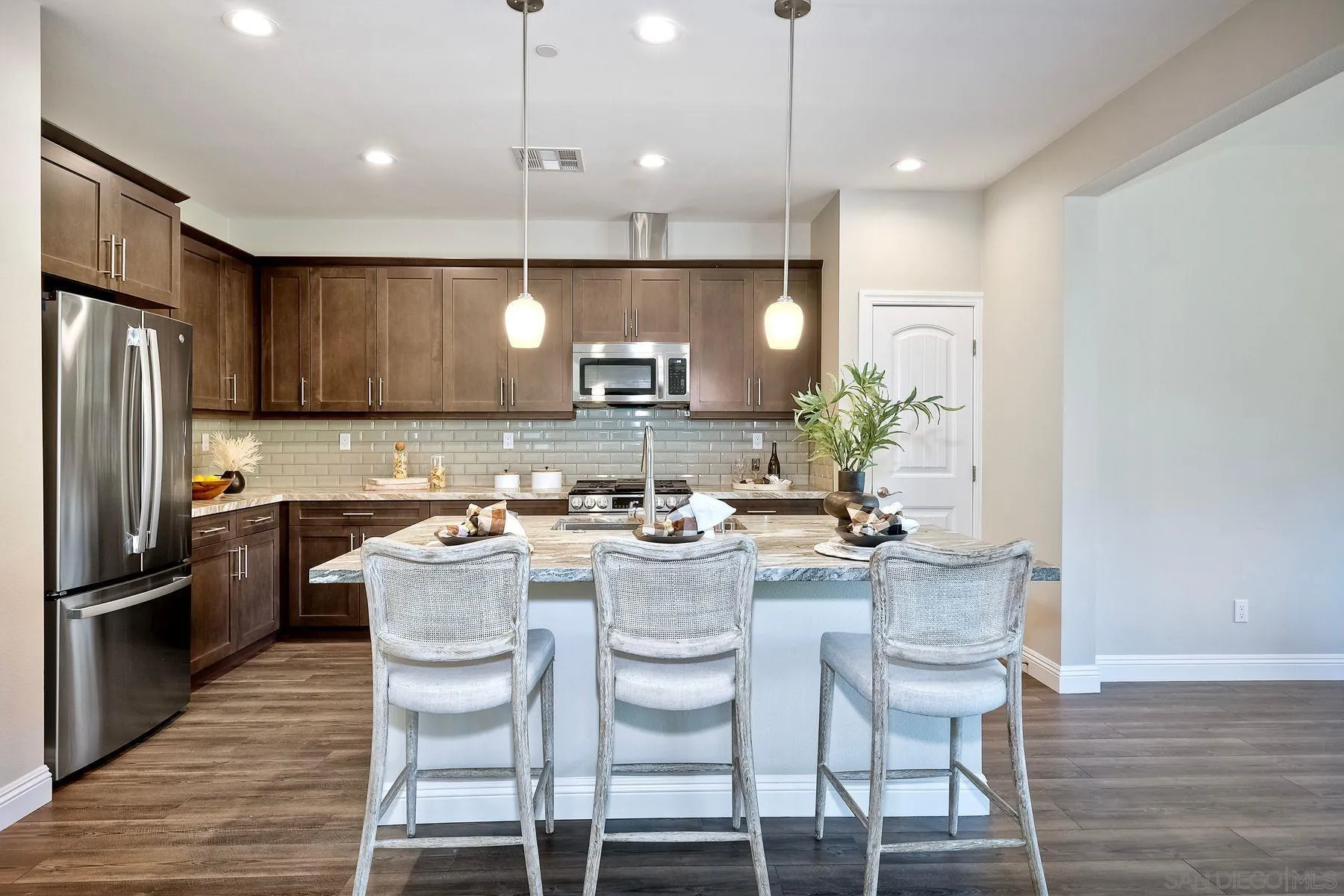 12703 Via Vigneto Lakeside, CA 92040 - Photo 9 of 35