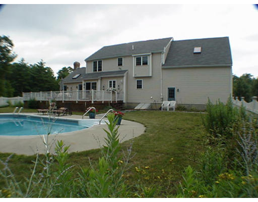 41 Downs Road Douglas, MA 01516 - Photo 4 of 21 Gallery Image 4
