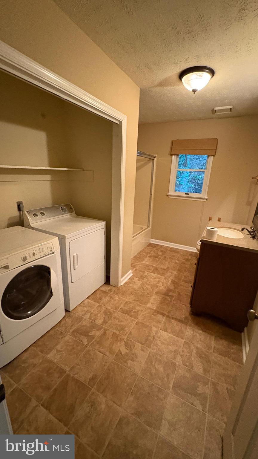 287 Blackthorne Road Stanley, VA 22851 - Photo 7 of 35