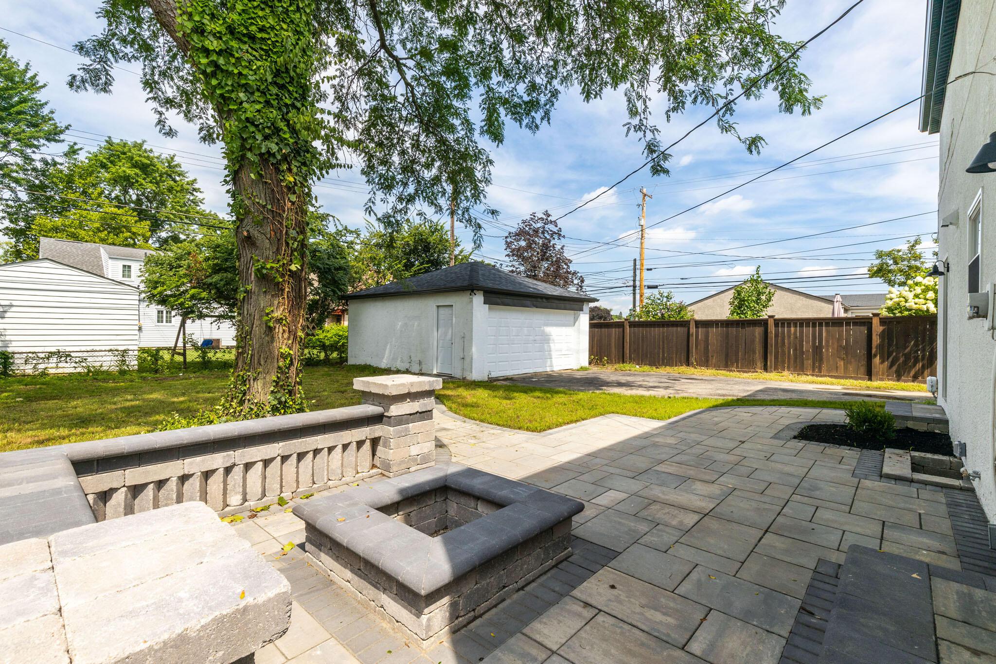 2791 Chester Road Upper Arlington, OH 43221 - Photo 34 of 35 New Paver Patio