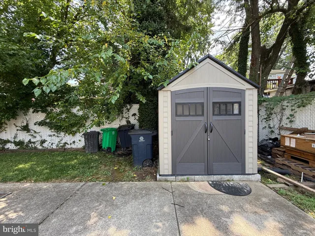 $375,000 | 6909 Standish Drive, Hyattsville, MD 20784