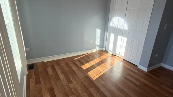 $3,100 | 8114 160th Street, Tinley Park, IL 60477