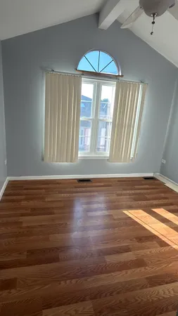 $3,100 | 8114 160th Street, Tinley Park, IL 60477