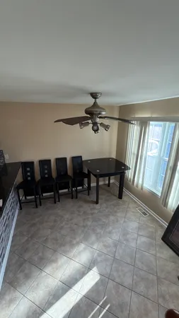 $3,100 | 8114 160th Street, Tinley Park, IL 60477