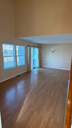 $3,100 | 8114 160th Street, Tinley Park, IL 60477