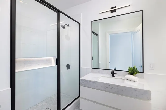 $4,995,000 | 45 Temple Street, Unit 502, Boston, MA 02114