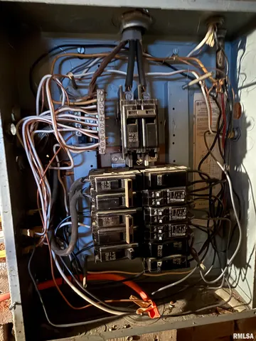 $65,000 | 406 South Liberty Street, Vermont, IL 61484