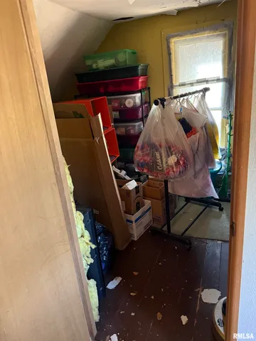 $65,000 | 406 South Liberty Street, Vermont, IL 61484