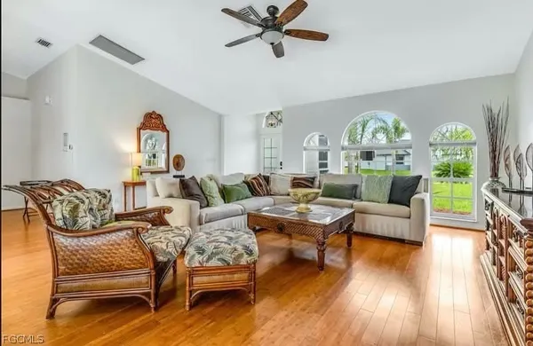 $2,650 | 915 Southwest 1st Terrace, Cape Coral, FL 33991