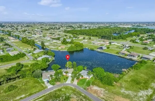 $2,650 | 915 Southwest 1st Terrace, Cape Coral, FL 33991