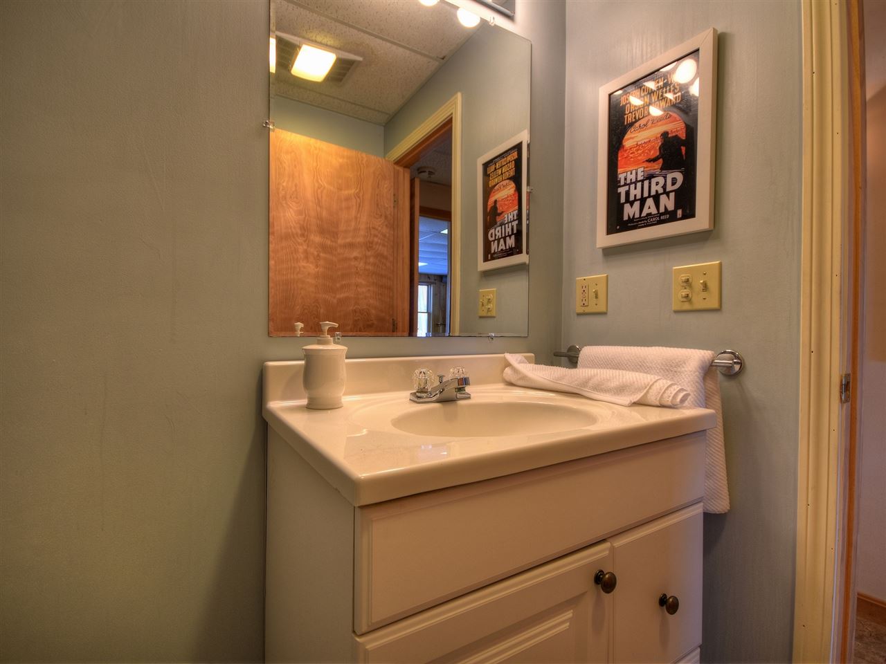 107 Cottage Road Moultonborough, NH 03254 - Photo 32 of 36 Gallery Image 32