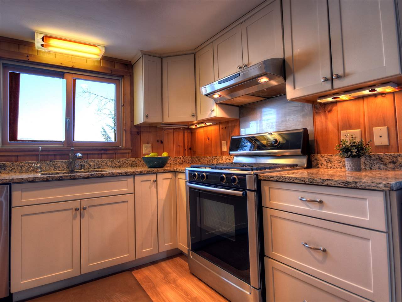 107 Cottage Road Moultonborough, NH 03254 - Photo 7 of 36 Gallery Image 7