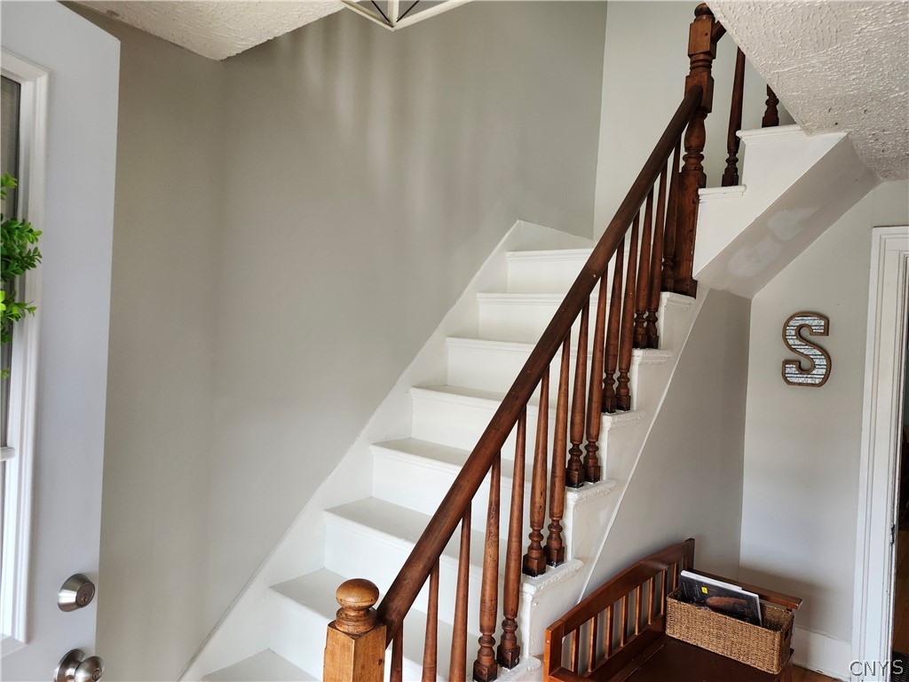 706 Division Street De Ruyter, NY 13052 - Photo 17 of 25