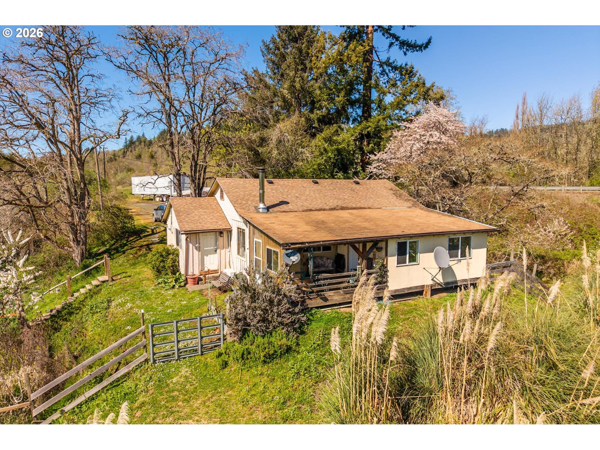 14982 Highway 42 Myrtle Point, OR 97458 - Photo 11 of 48