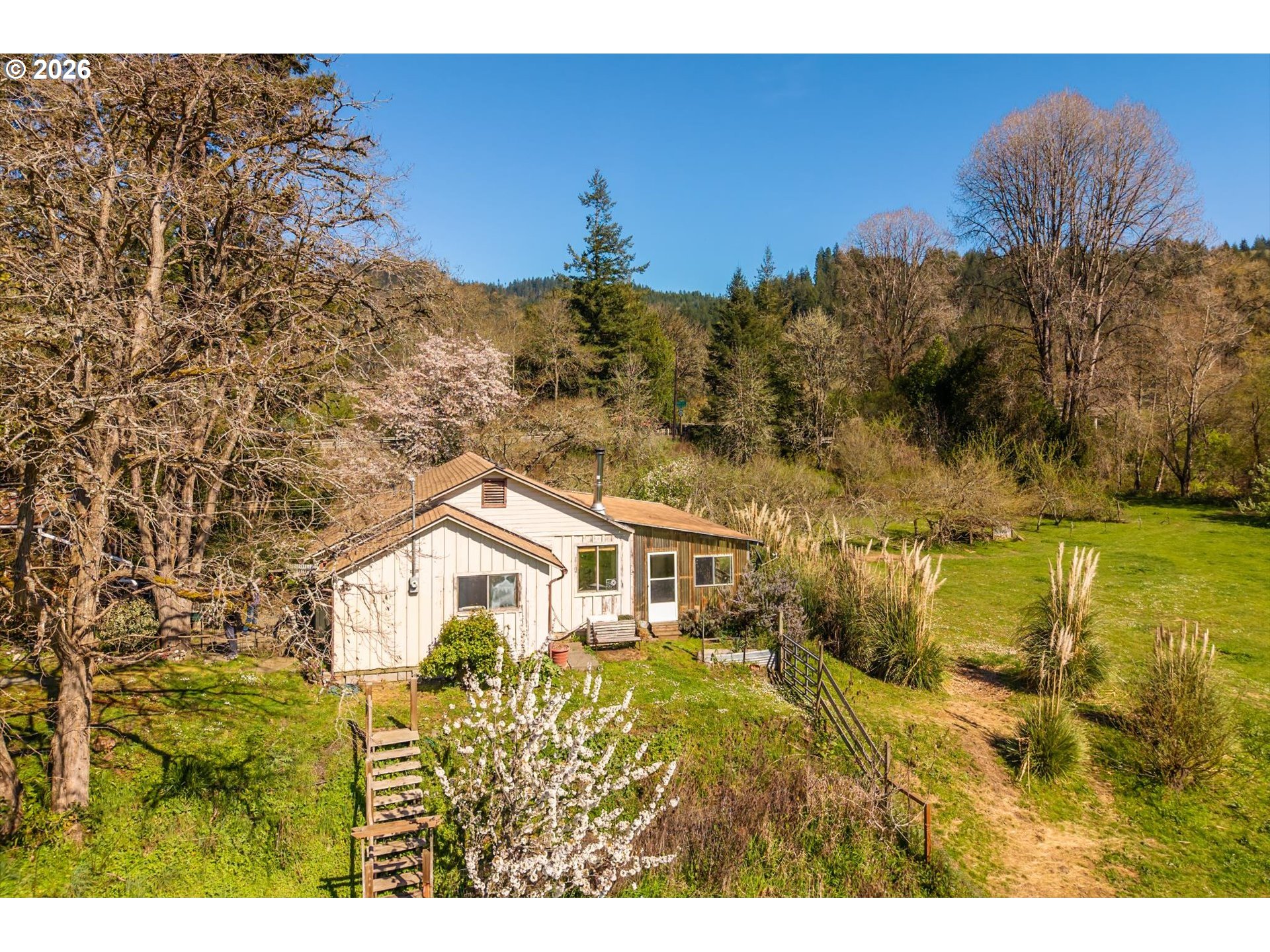 14982 Highway 42 Myrtle Point, OR 97458 - Photo 12 of 48