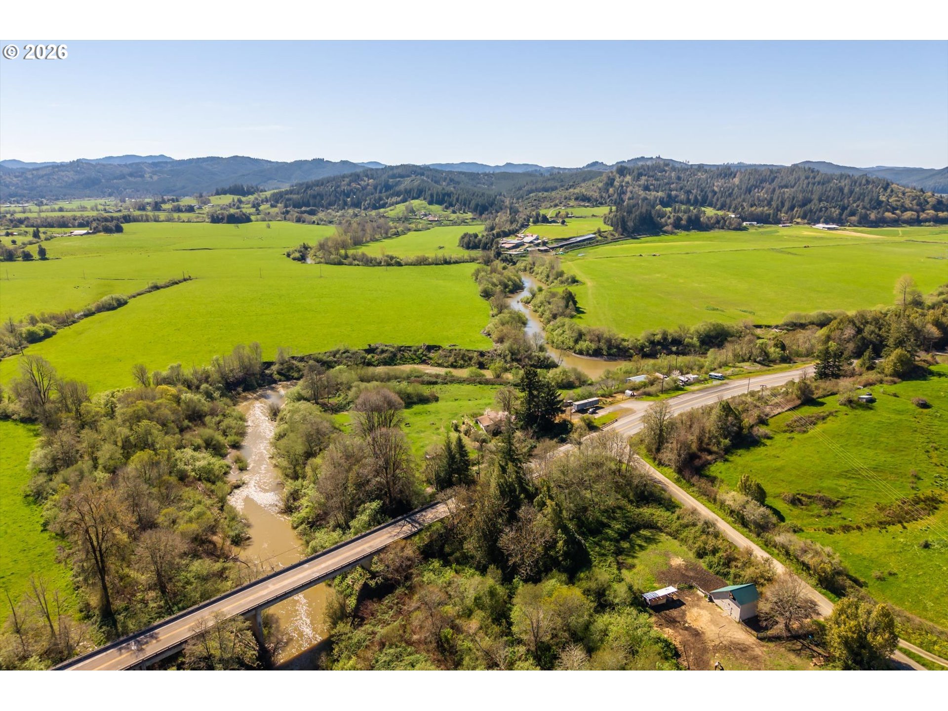 14982 Highway 42 Myrtle Point, OR 97458 - Photo 2 of 48