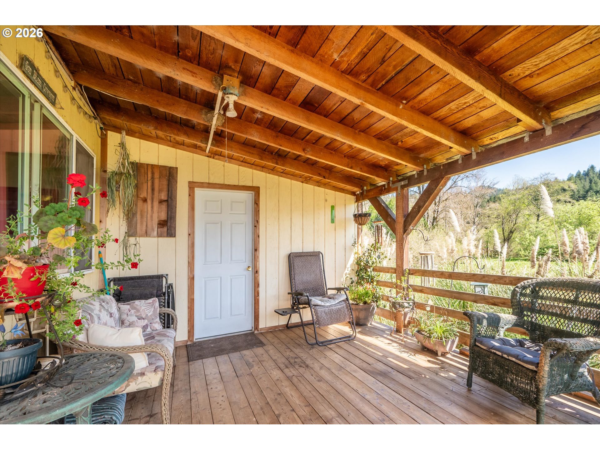 14982 Highway 42 Myrtle Point, OR 97458 - Photo 26 of 48