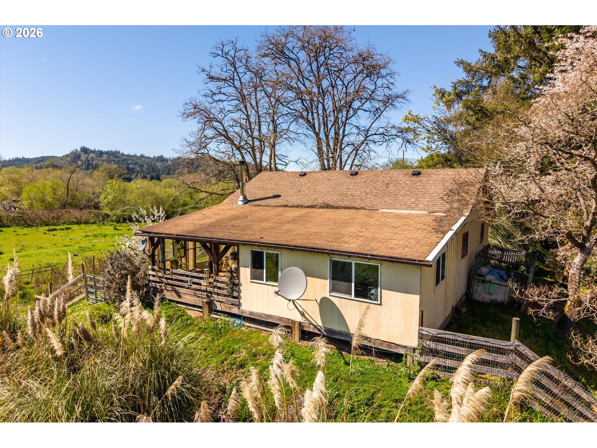 14982 Highway 42 Myrtle Point, OR 97458 - Photo 9 of 48