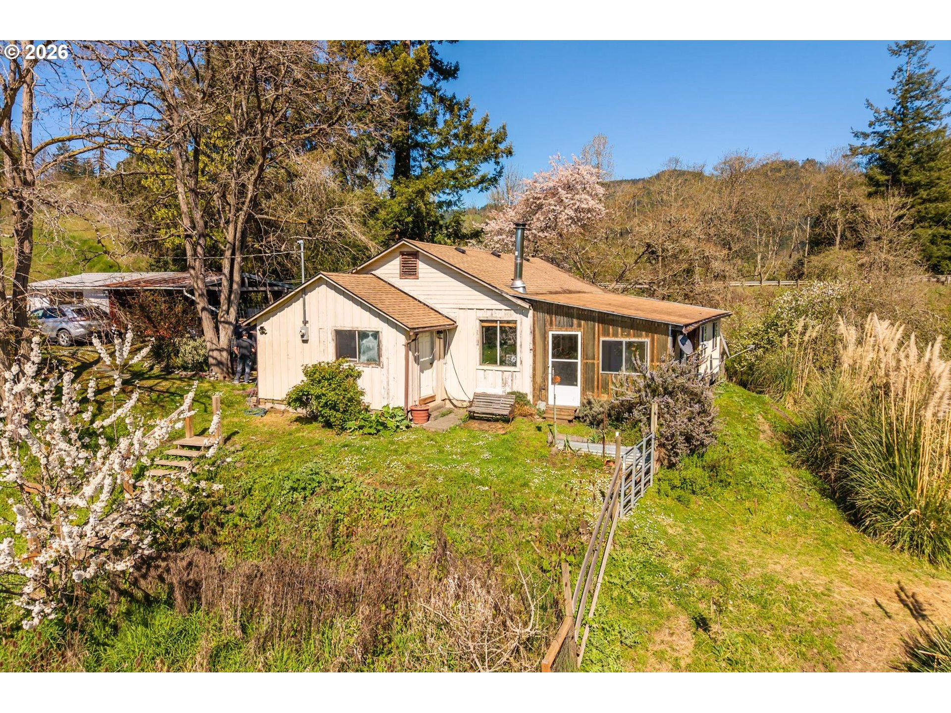 14982 Highway 42 Myrtle Point, OR 97458 - Photo 10 of 48