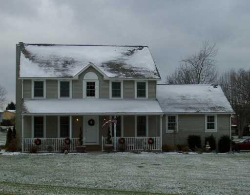 1879 Eastbrook Road New Castle, PA 16101 - Photo 1 of 8 Exterior Front.