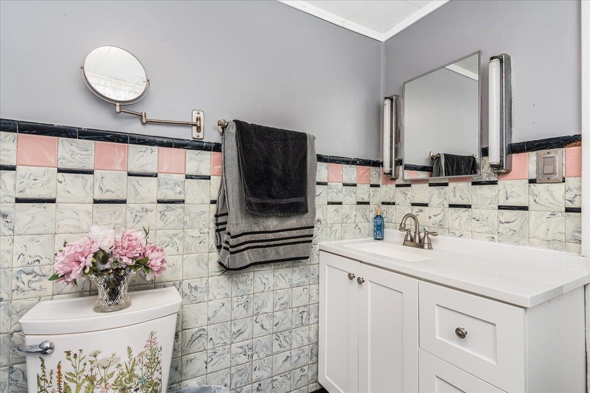 264 Candia Road Manchester, NH 03109 - Photo 23 of 41