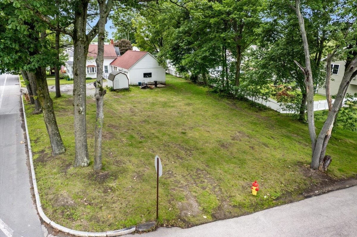 264 Candia Road Manchester, NH 03109 - Photo 34 of 41