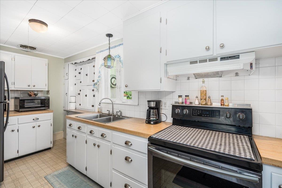 264 Candia Road Manchester, NH 03109 - Photo 10 of 41