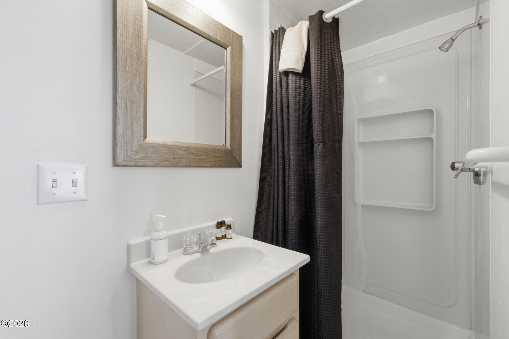 1625 Rosenberg Loop Oceanside, OR 97134 - Photo 21 of 29 Gallery Image 21