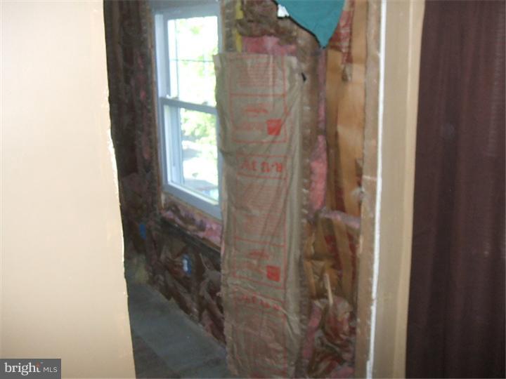 858 Aspen Road Aston, PA 19014 - Photo 8 of 13 Bedroom - Main