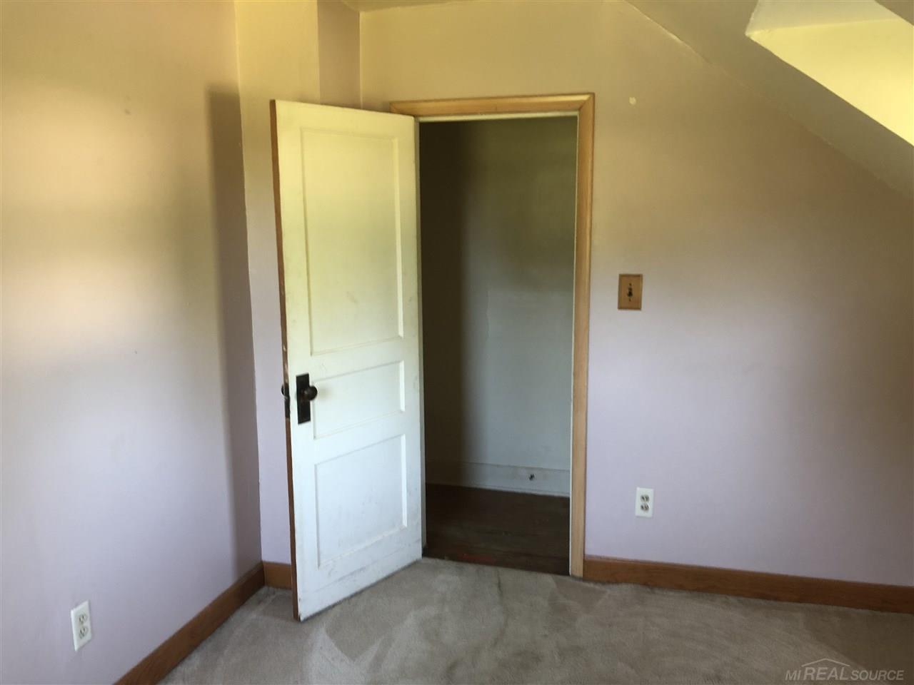 5684 State Road Fort Gratiot, MI 48059 - Photo 15 of 32