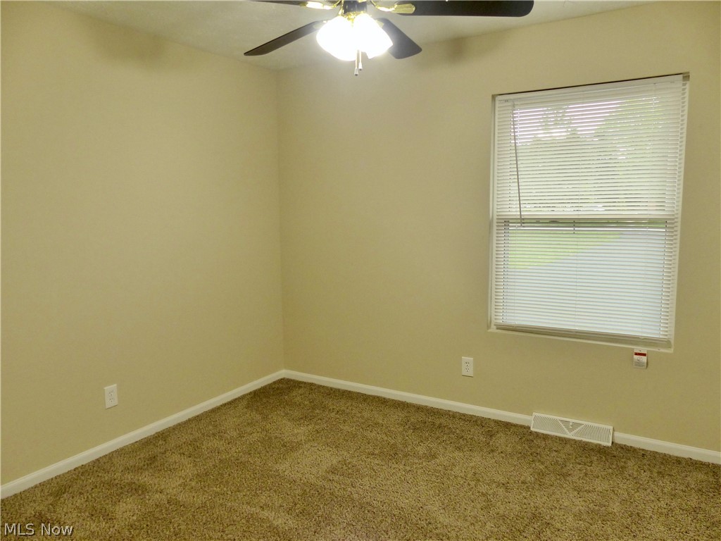 12317 Bean Road Chardon, OH 44024 - Photo 17 of 35