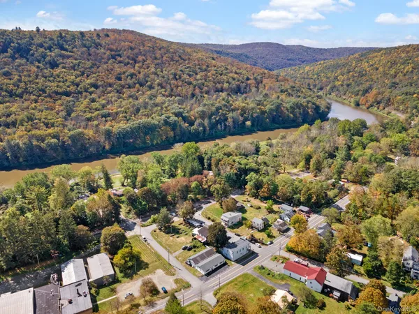 $271,999 | 11625 Highway 97, Long Eddy, NY 12760