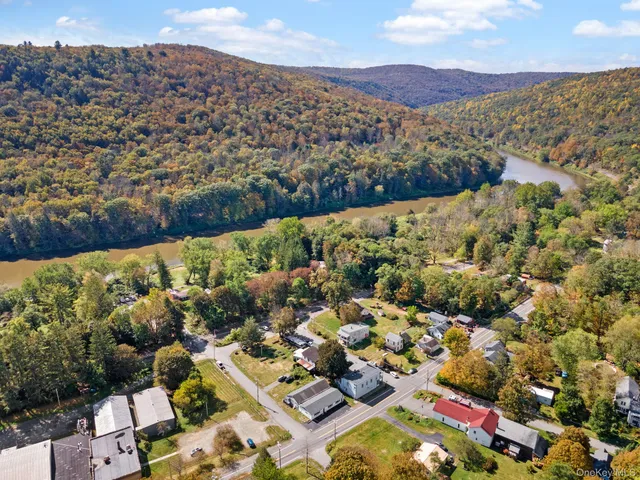 $274,999 | 11625 Highway 97, Long Eddy, NY 12760