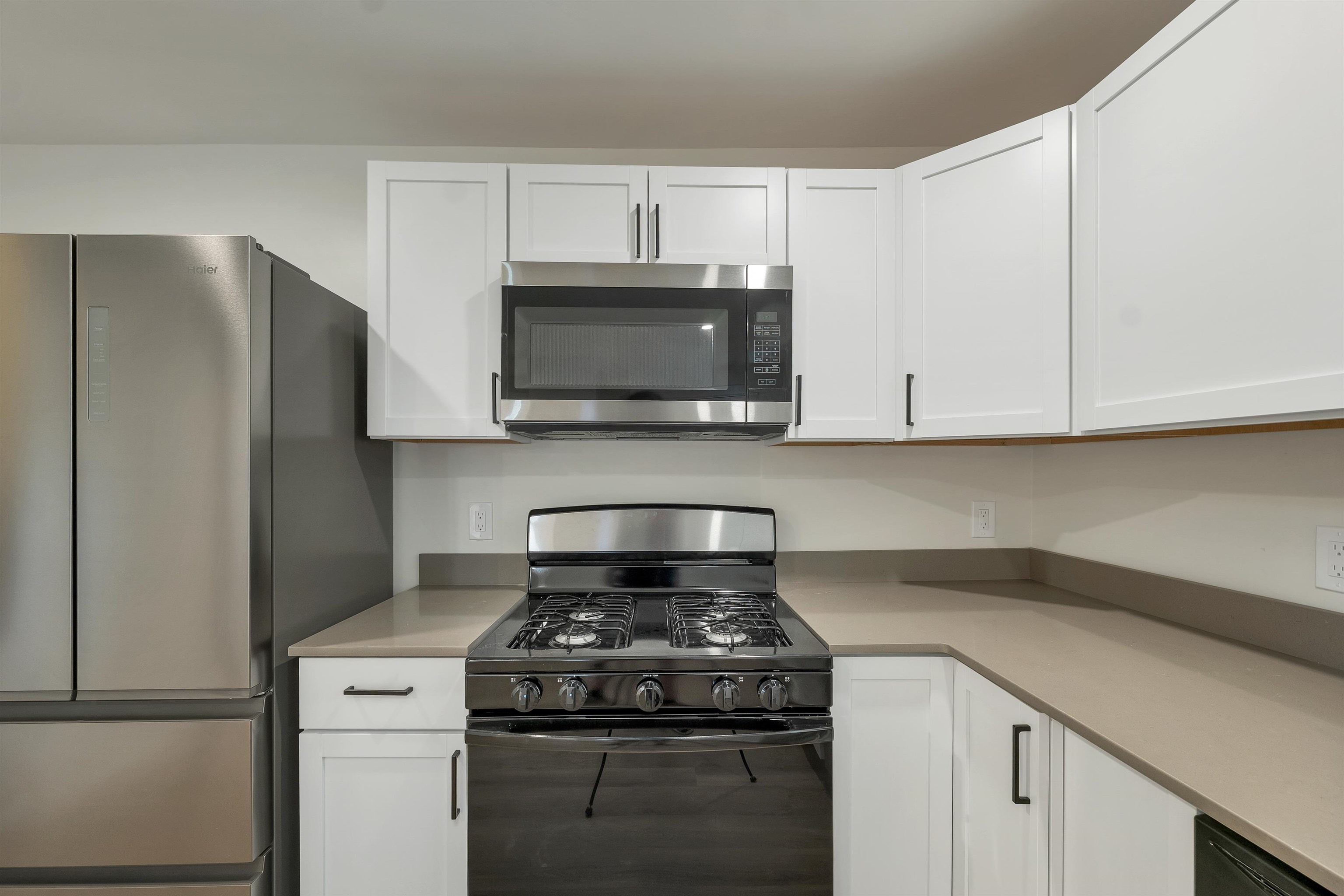 456 North State Street Concord, NH 03301 - Photo 18 of 49