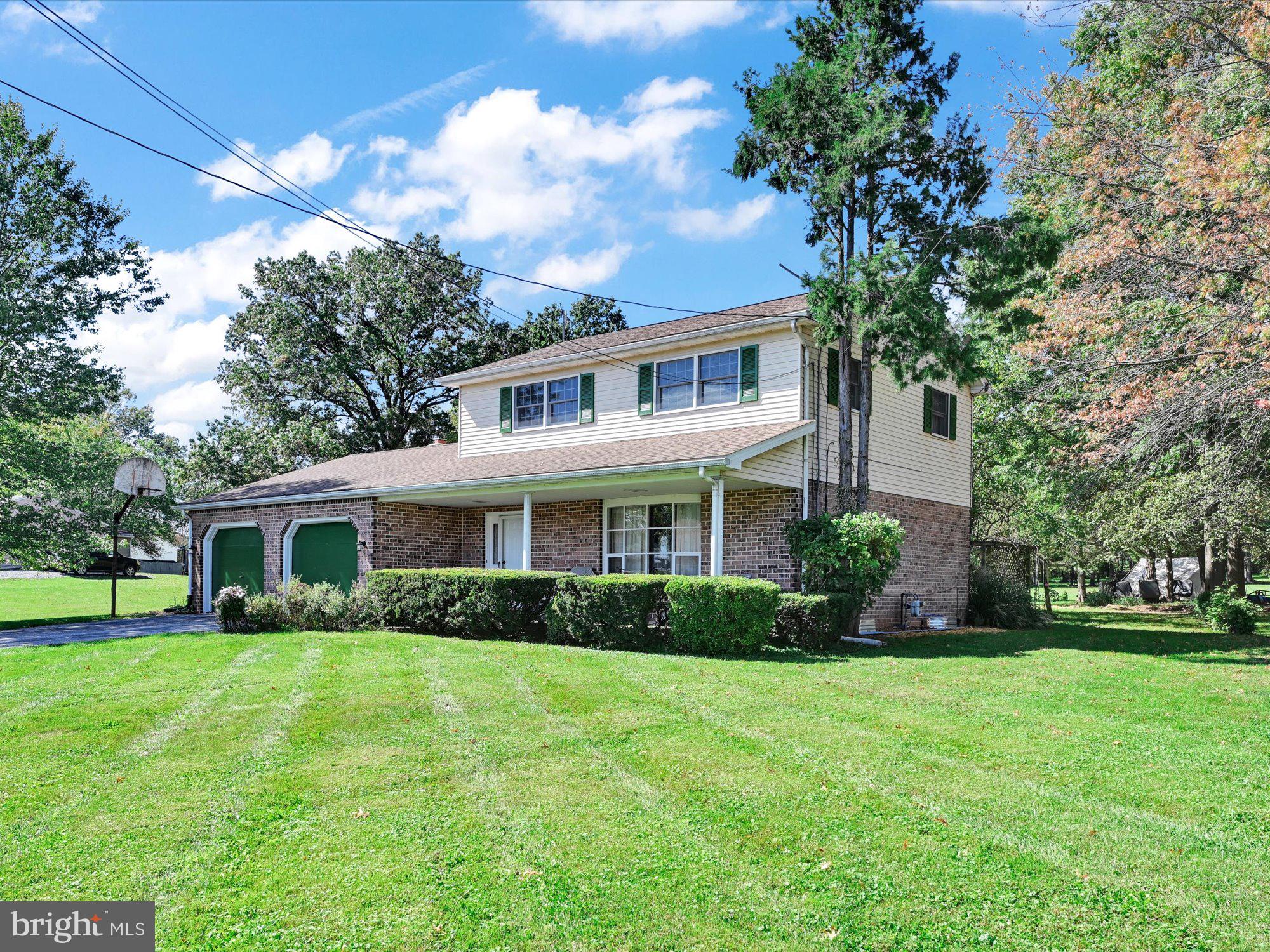 2510 Oakland Road Dover, PA 17315 - Photo 2 of 30 Gallery Image 2