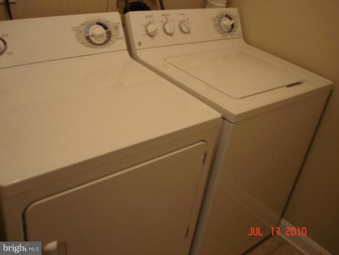 14800 Rydell Road, Unit 102 Centreville, VA 20121 - Photo 10 of 10 Laundry Area 1