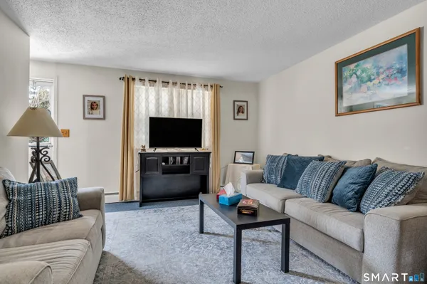 $220,000 | 144 East Main Street, Unit 5, Clinton, CT 06413