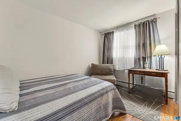 $220,000 | 144 East Main Street, Unit 5, Clinton, CT 06413