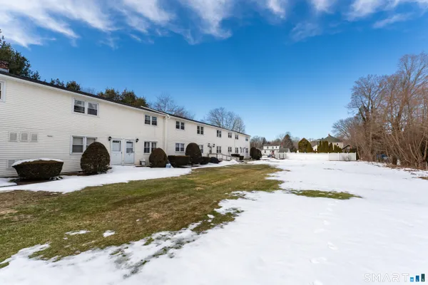 $220,000 | 144 East Main Street, Unit 5, Clinton, CT 06413
