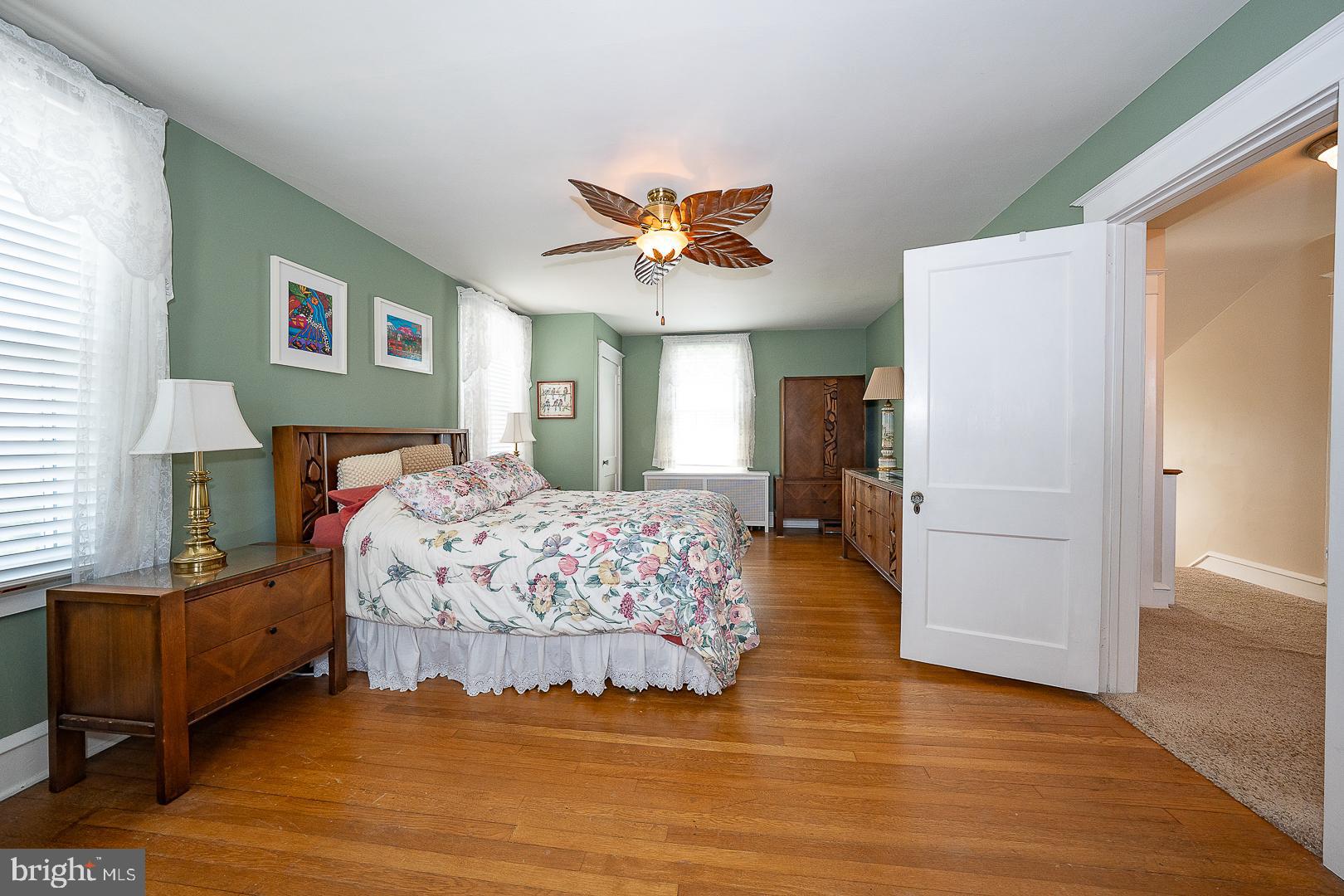 470 Gainsboro Road Drexel Hill, PA 19026 - Photo 44 of 60