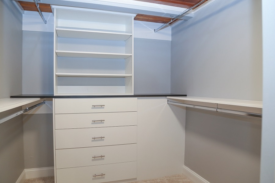 146 Galilee Road Smithfield, NC 27577 - Photo 18 of 25 Walk-in closet