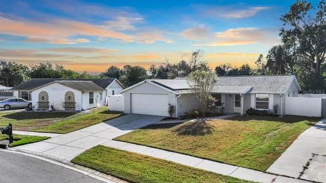 $310,900 | 512 Red Mangrove Lane, Apollo Beach, FL 33572