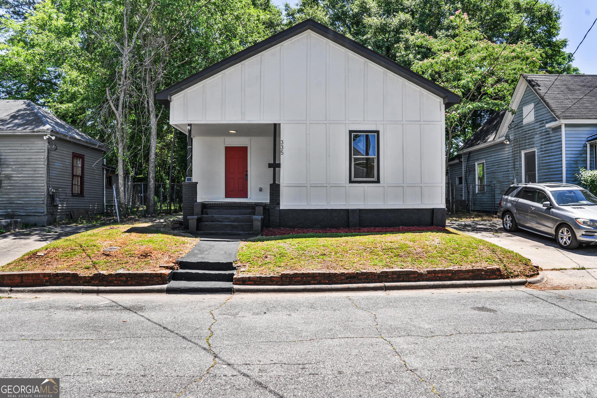 335 Lincoln Avenue Macon, GA 31201 - Photo 1 of 23