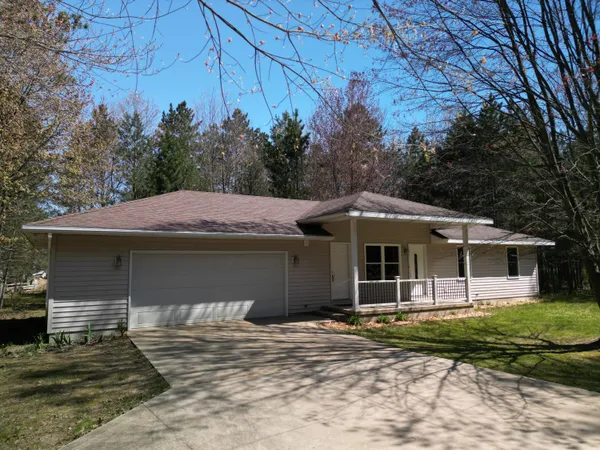 $310,900 | 4955 Red Pine Drive, Grant, MI 49327